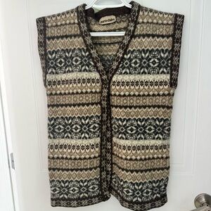 Women's Patterned Knit Vest - Brown and Cream